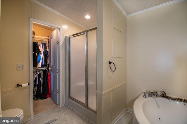 52 CROWN CT, Martinsburg, WV 25401