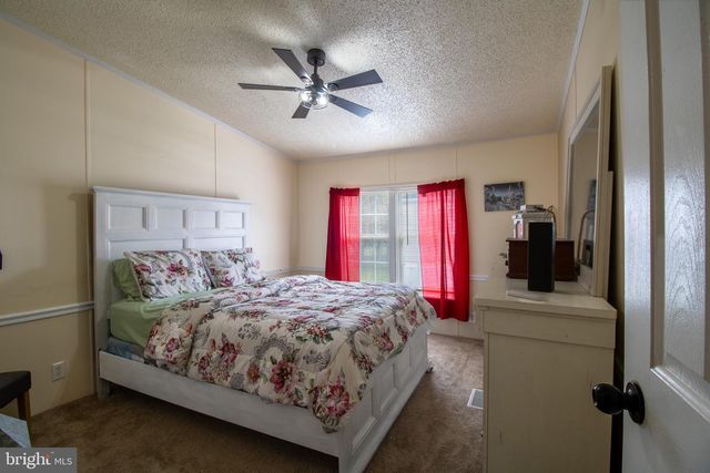 52 CROWN CT, Martinsburg, WV 25401
