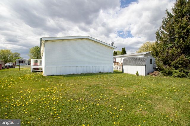 52 CROWN CT, Martinsburg, WV 25401