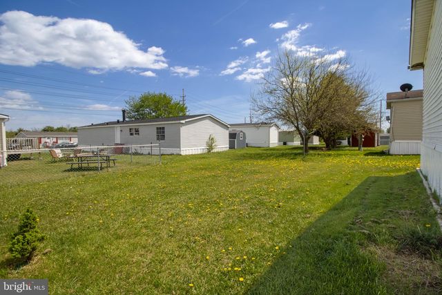 52 CROWN CT, Martinsburg, WV 25401