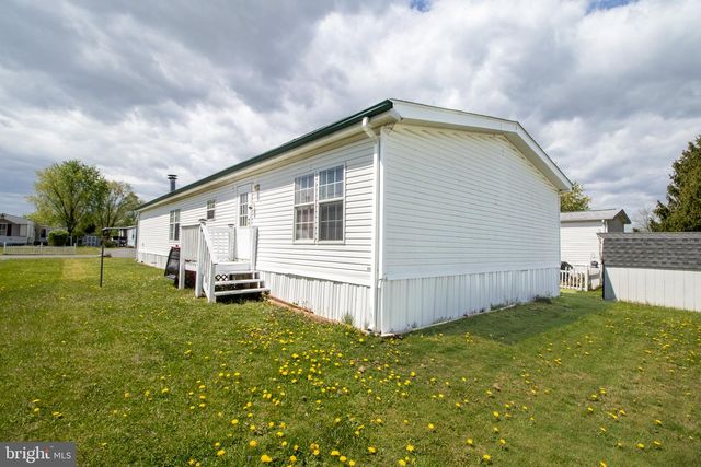 52 CROWN CT, Martinsburg, WV 25401