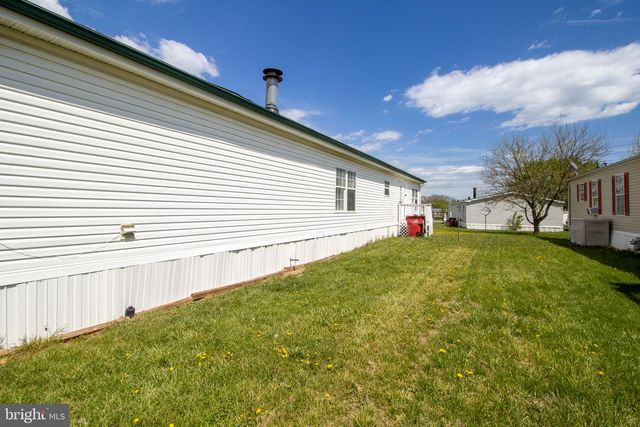 52 CROWN CT, Martinsburg, WV 25401