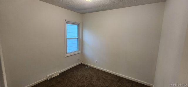15024 Lyons Street, Livonia, MI 48154