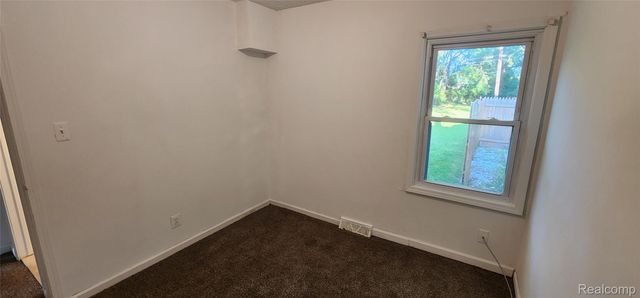 15024 Lyons Street, Livonia, MI 48154
