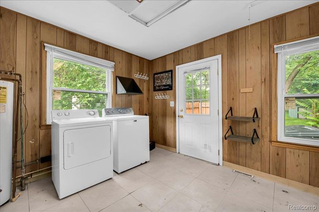 15024 Lyons Street, Livonia, MI 48154