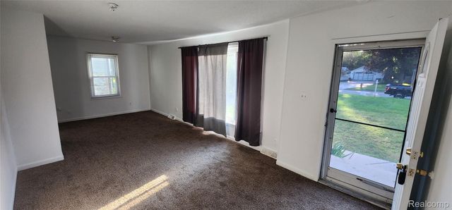 15024 Lyons Street, Livonia, MI 48154
