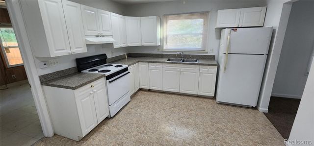 15024 Lyons Street, Livonia, MI 48154