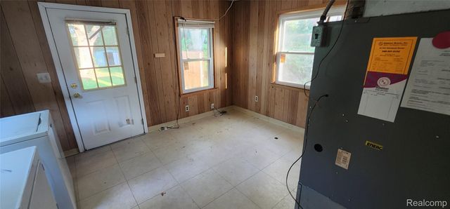 15024 Lyons Street, Livonia, MI 48154