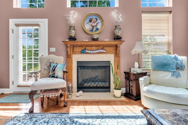 11 Mulberry Drive, Manahawkin, NJ 08050