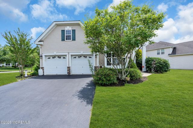 11 Mulberry Drive, Manahawkin, NJ 08050