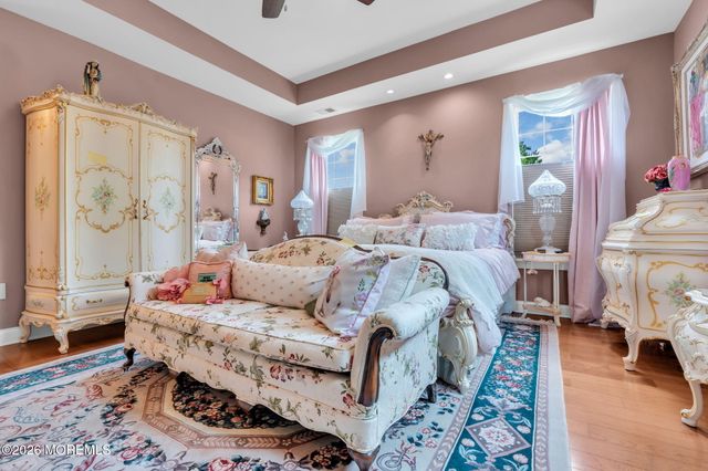 11 Mulberry Drive, Manahawkin, NJ 08050