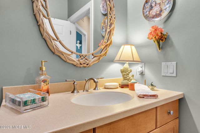 11 Mulberry Drive, Manahawkin, NJ 08050