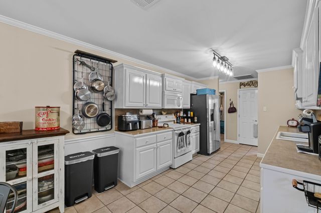 4355 Spring Glen Drive, Sherwood, AR 72120