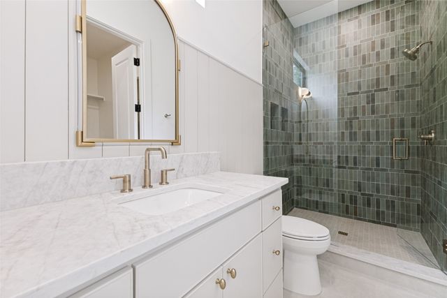 6803 Casa Loma Avenue, Dallas, TX 75214