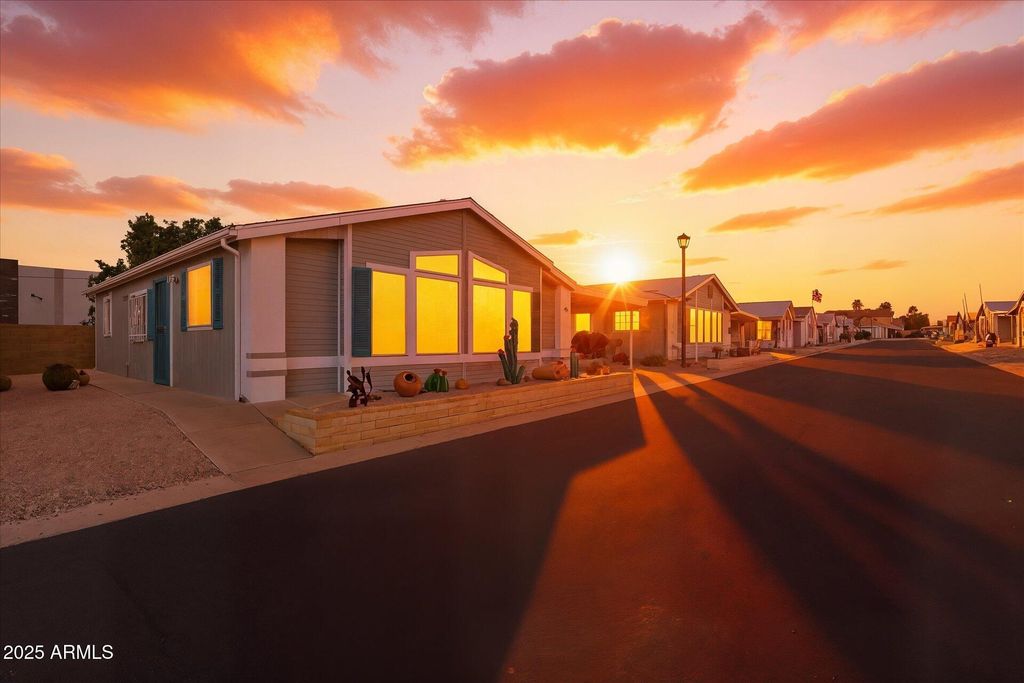 5735 E MCDOWELL Road 496, Mesa, AZ 85215