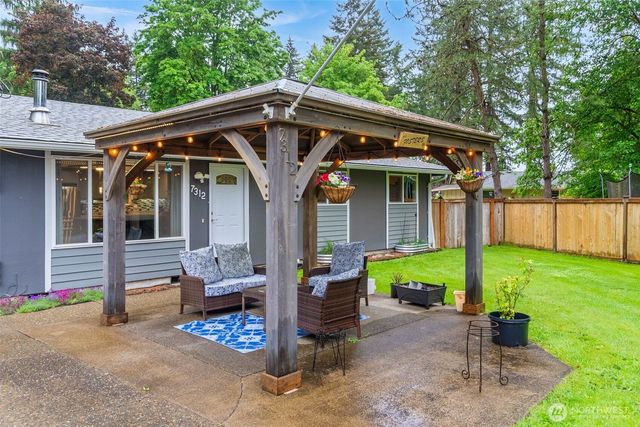 7312 Greenvalley Court SW, Olympia, WA 98512