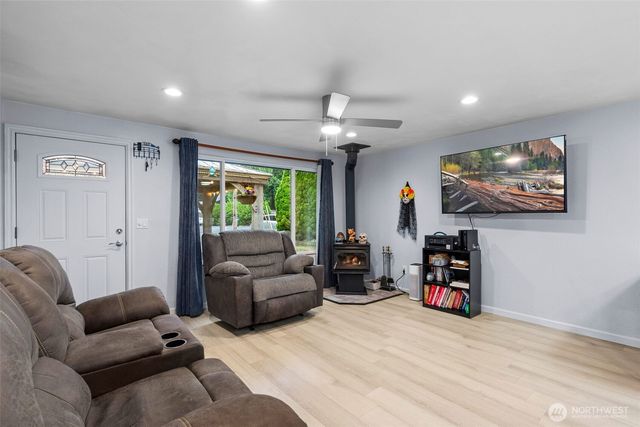 7312 Greenvalley Court SW, Olympia, WA 98512