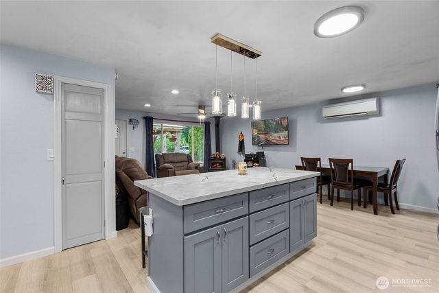 7312 Greenvalley Court SW, Olympia, WA 98512