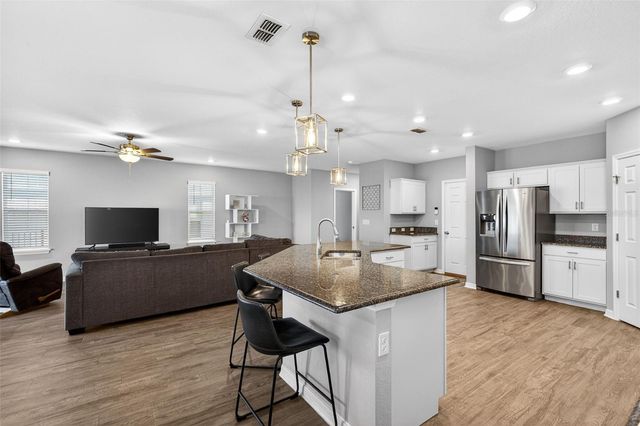 82 BERLIN AVENUE, St Cloud, FL 34771