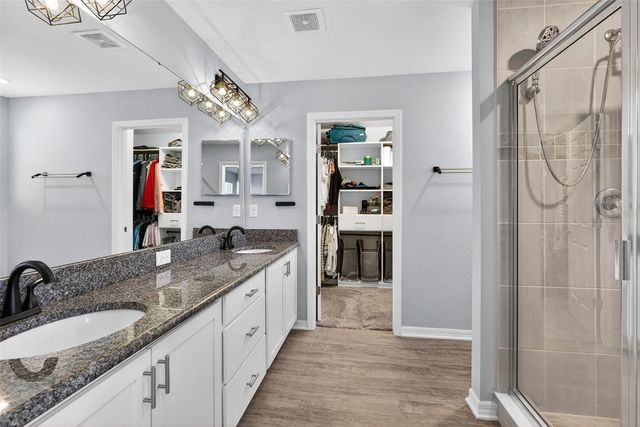 82 BERLIN AVENUE, St Cloud, FL 34771