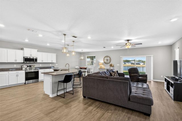 82 BERLIN AVENUE, St Cloud, FL 34771