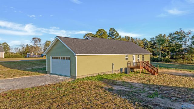 15 Kyle Street, Rainsville, AL 35986