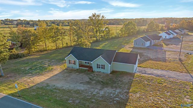 15 Kyle Street, Rainsville, AL 35986