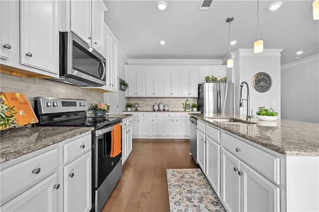 3229 Weyhill Way, Buford, GA 30519