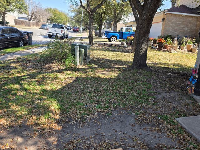 15308 Sarahs Creek DR, Pflugerville, TX 78660