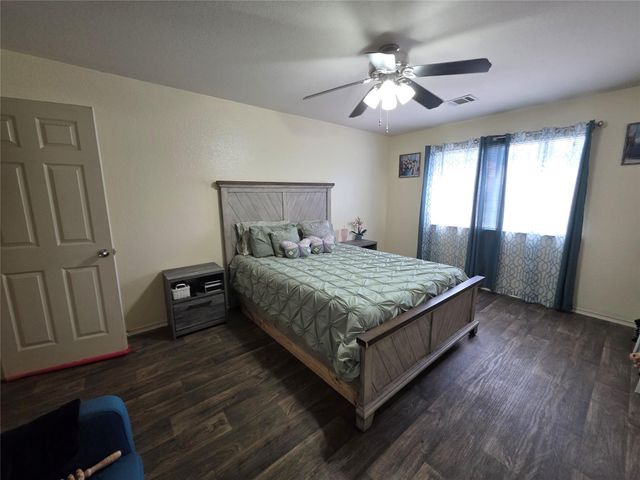 15308 Sarahs Creek DR, Pflugerville, TX 78660