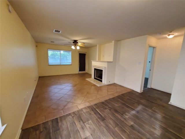 15308 Sarahs Creek DR, Pflugerville, TX 78660