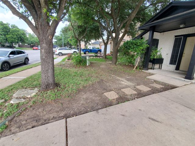 15308 Sarahs Creek DR, Pflugerville, TX 78660