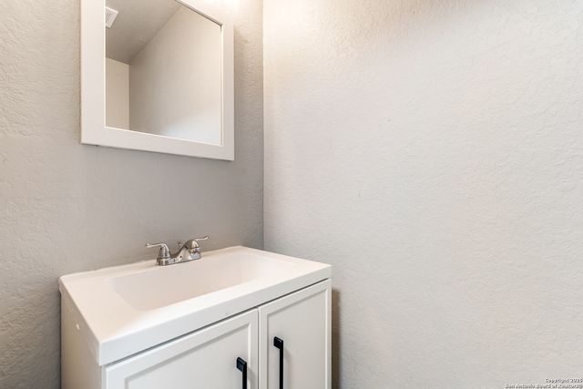 9015 Sycamore, San Antonio, TX 78245