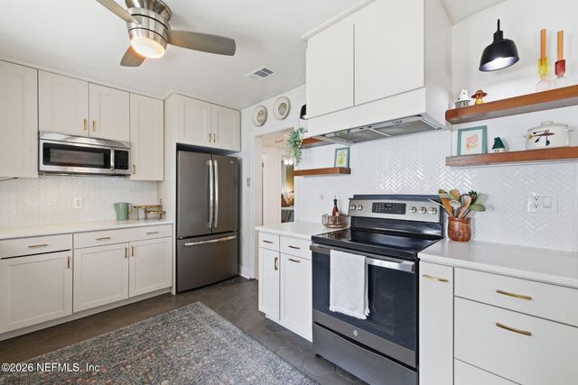 4643 KERLE Street, Jacksonville, FL 32205