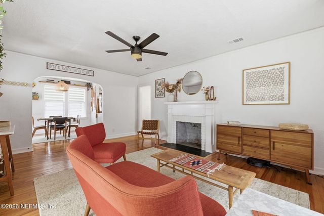 4643 KERLE Street, Jacksonville, FL 32205