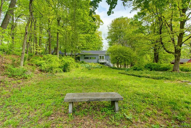 98 Mount Airy Road S, Croton-on-hudson, NY 10520