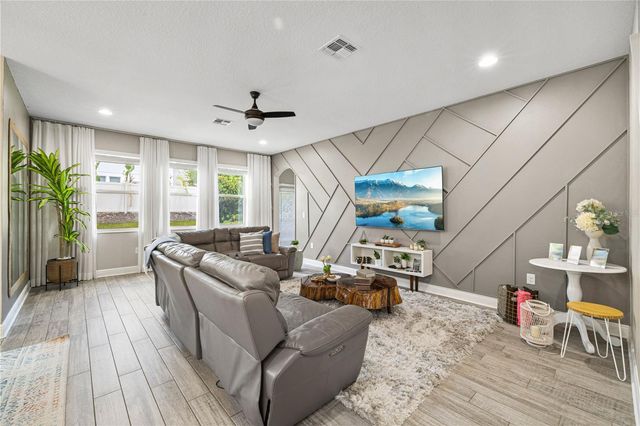 13320 MAGNOLIA VALLEY DRIVE, Clermont, FL 34711