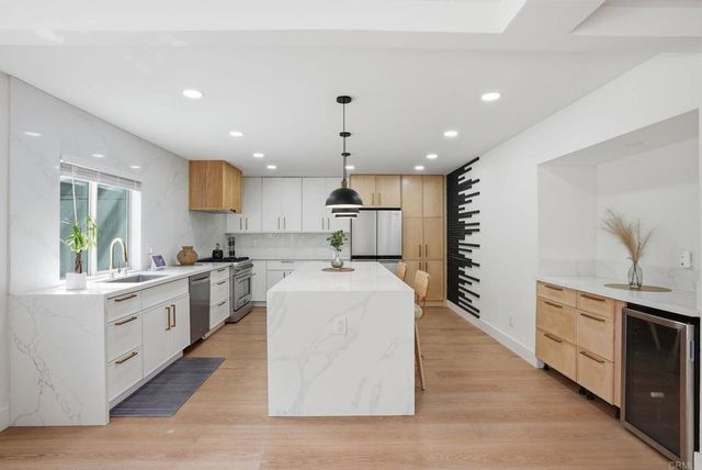 4716 Murat Pl, San Diego, CA 92117