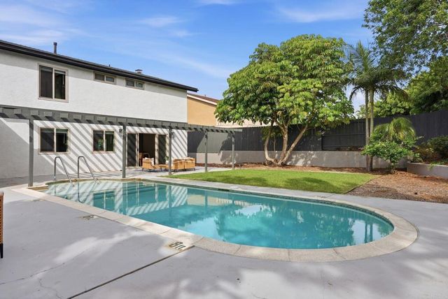 4716 Murat Pl, San Diego, CA 92117