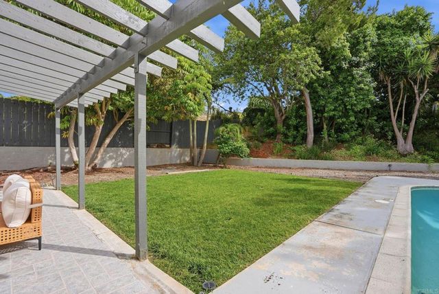4716 Murat Pl, San Diego, CA 92117