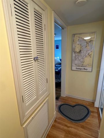 11300 124TH AVENUE 33, Largo, FL 33778