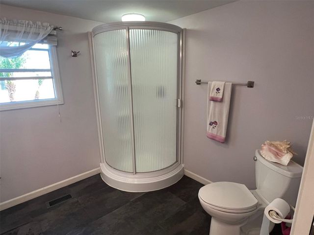 11300 124TH AVENUE 33, Largo, FL 33778