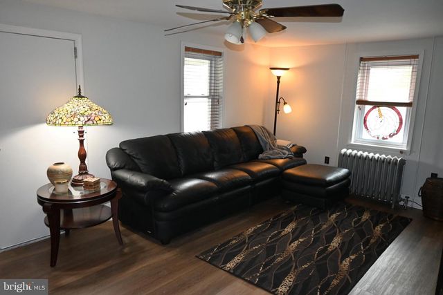 2231 SPINNERSTOWN RD, Quakertown, PA 18951