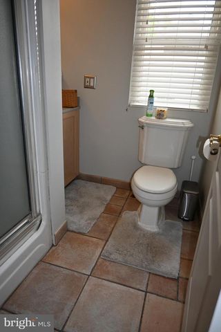 2231 SPINNERSTOWN RD, Quakertown, PA 18951