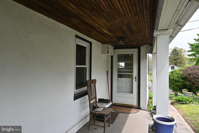 2231 SPINNERSTOWN RD, Quakertown, PA 18951