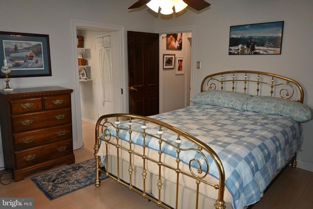 2231 SPINNERSTOWN RD, Quakertown, PA 18951