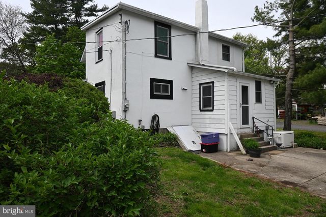 2231 SPINNERSTOWN RD, Quakertown, PA 18951