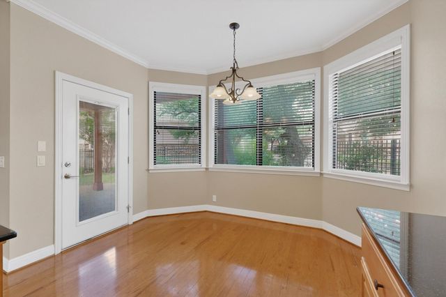 13933 Ashton Woods CIR 71, Austin, TX 78727