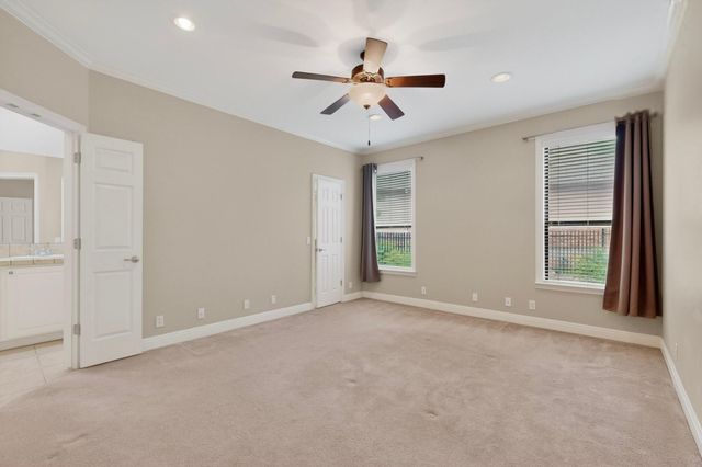 13933 Ashton Woods CIR 71, Austin, TX 78727