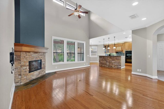13933 Ashton Woods CIR 71, Austin, TX 78727